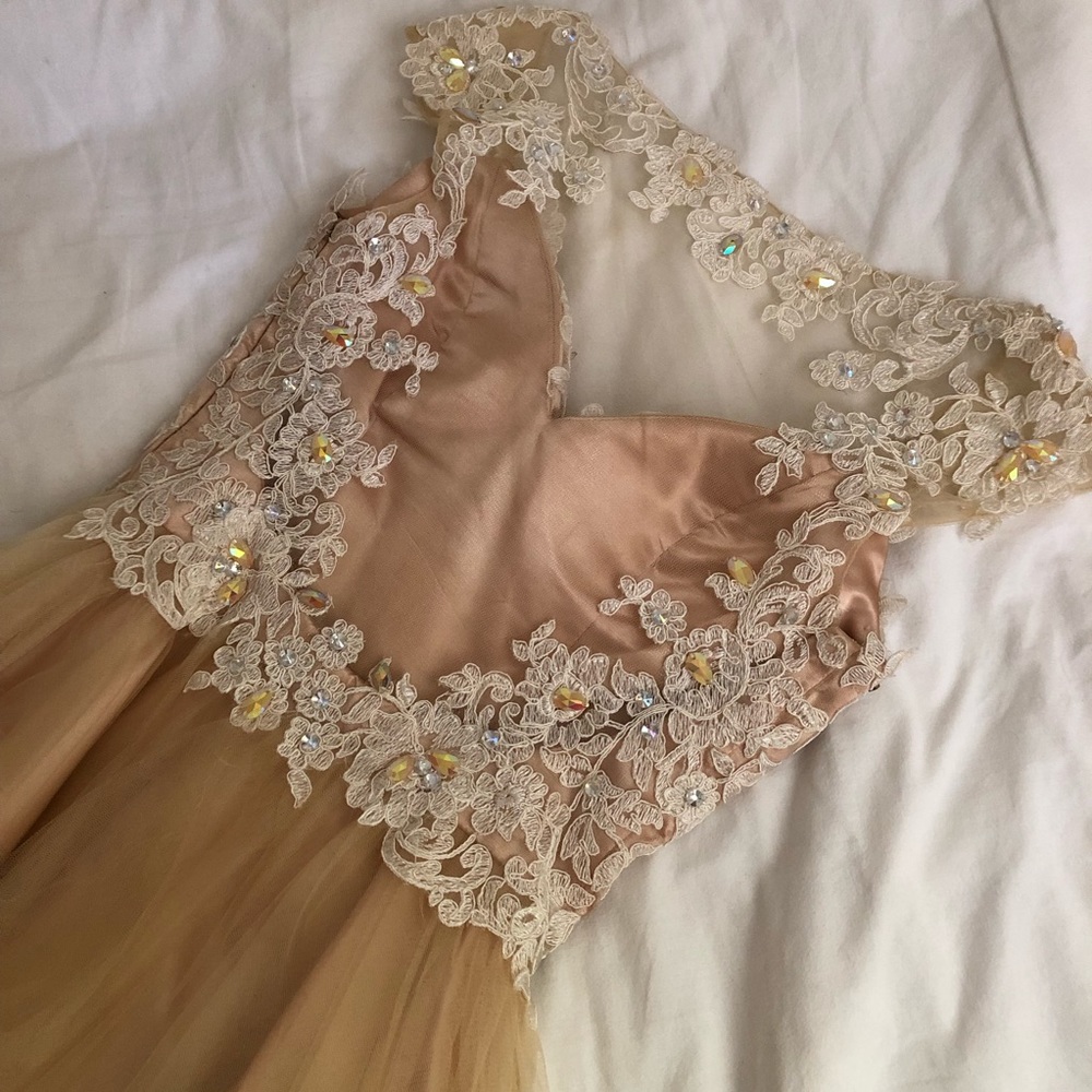 Quince/Sweet 16/ Homecoming/ Prom Lace Dress - Picture 5 of 13